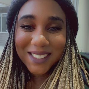 Meet your Posher, Jasmine m